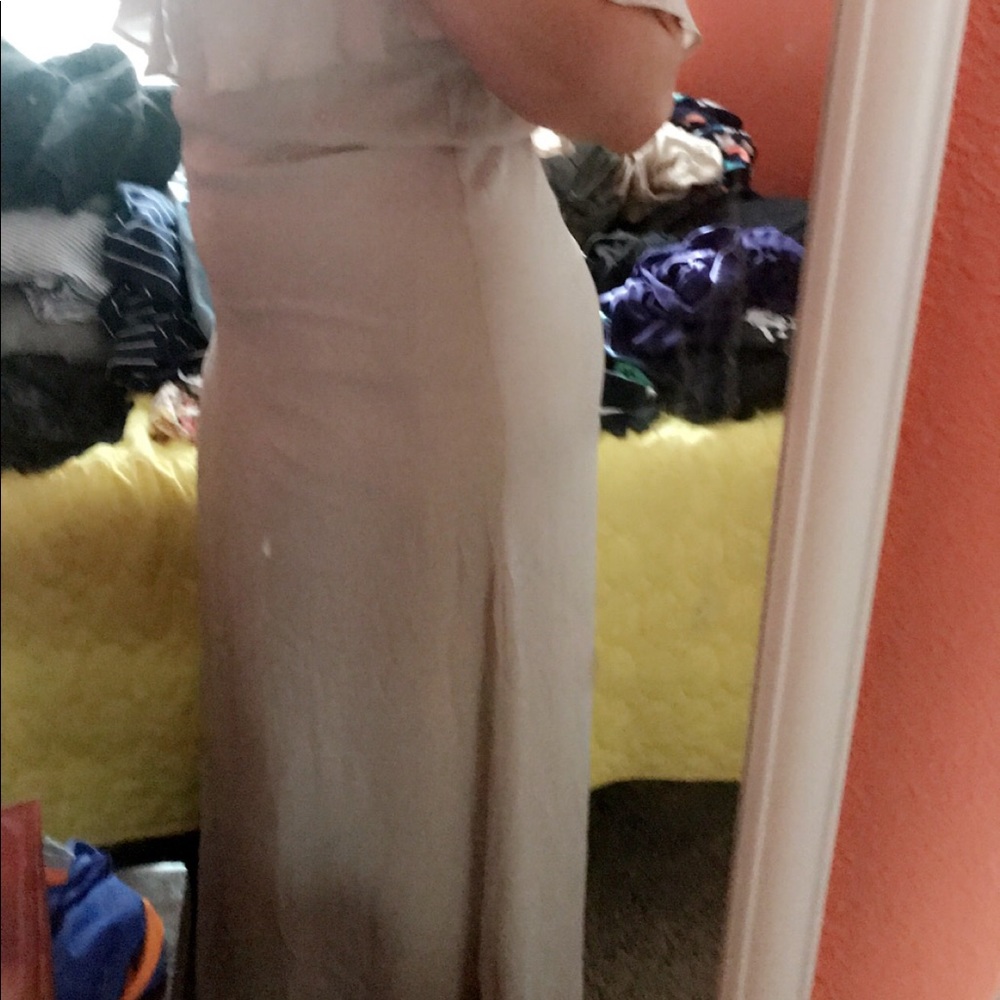 CAITLIN RUFFLE MAXI DRESS ~ SHOW ME THE RING CRISP - Picture 6 of 8